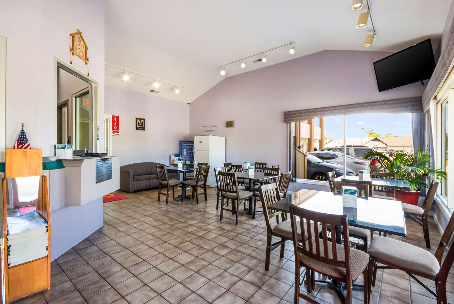 Фото Econo Lodge Little Creek