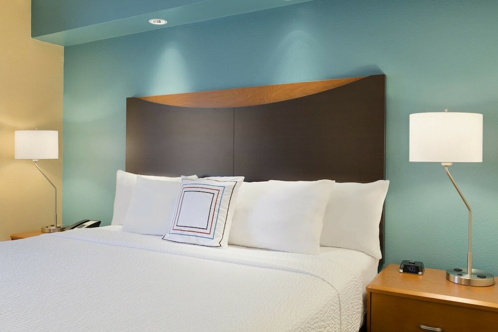 Фото Fairfield Inn & Suites Fort Worth University Drive