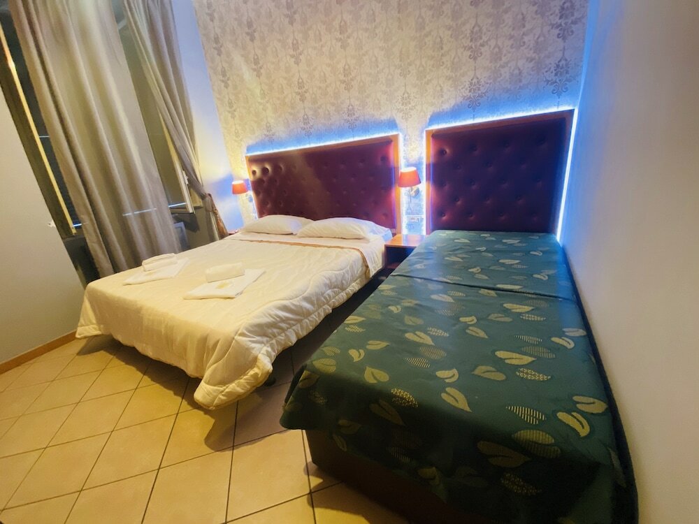 Фото A&c Much More II