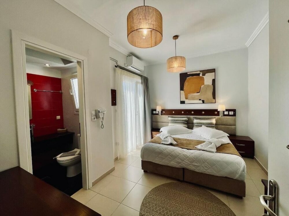 Фото Semiramis Guesthouse