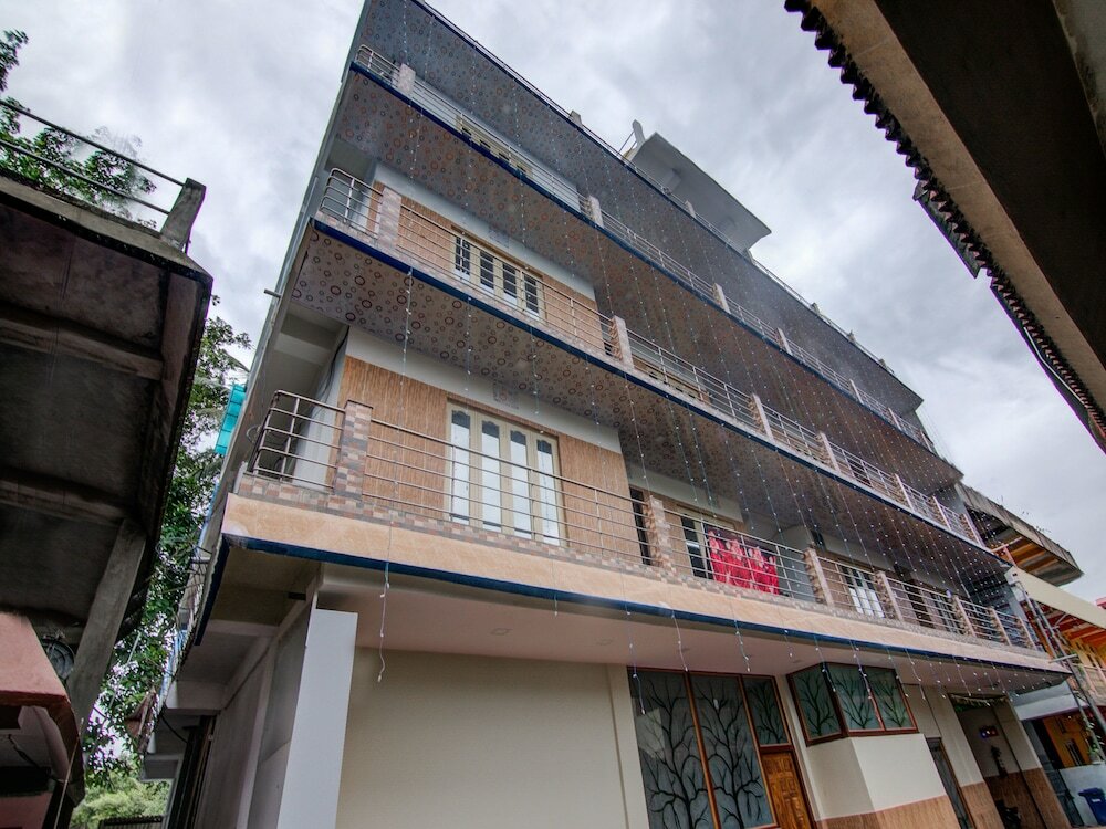 Фото Oyo 14426 V Knot Residency