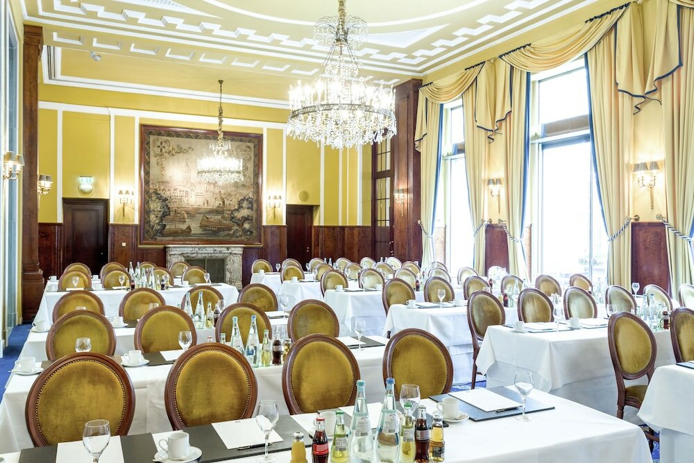 Фото Excelsior Hotel Ernst