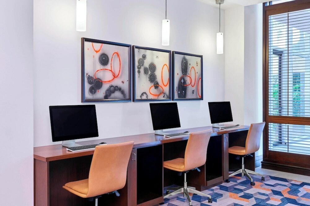 Фото The Westshore Grand, A Tribute Portfolio Hotel, Tampa