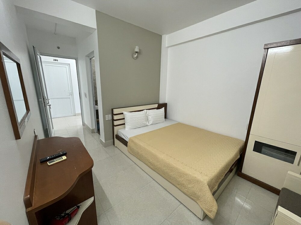 Фото The Light Hotel