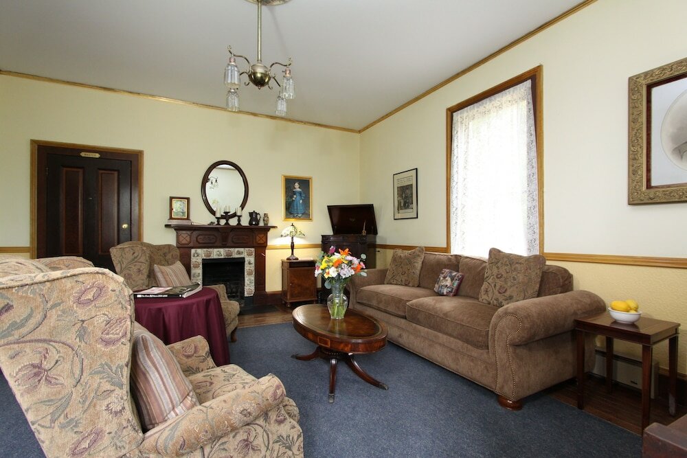 Фото Joshua Grindle Inn