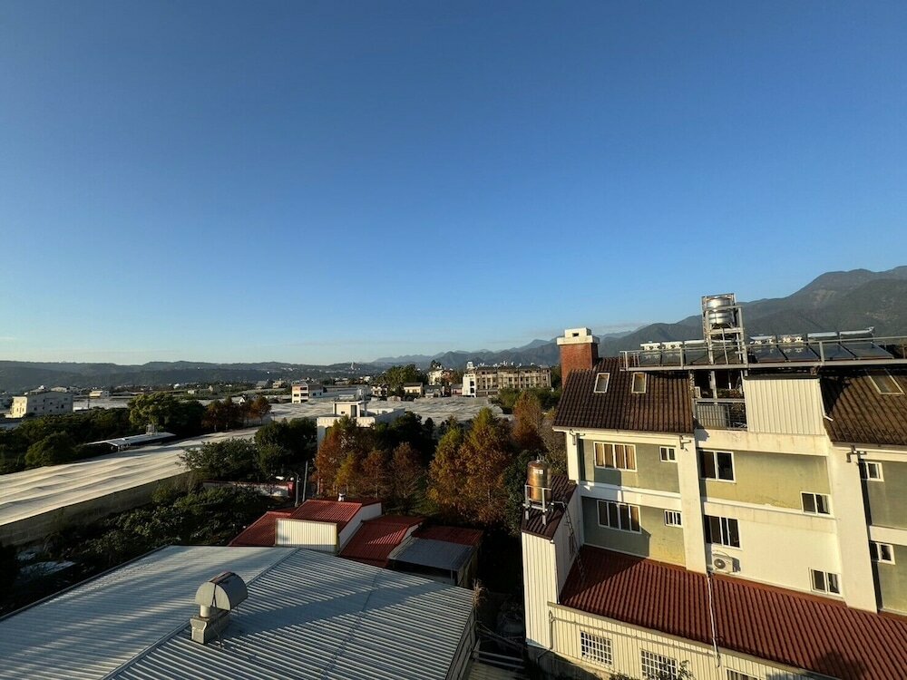 Фото Travel Light Hotel