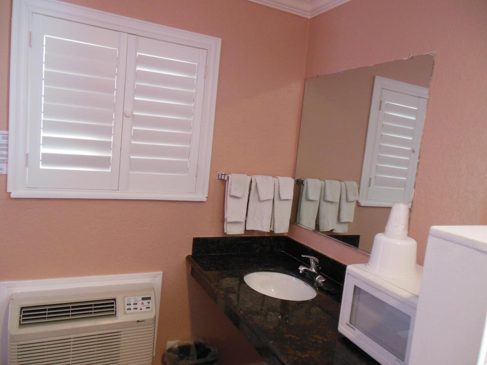 Фото Sealamp Inn