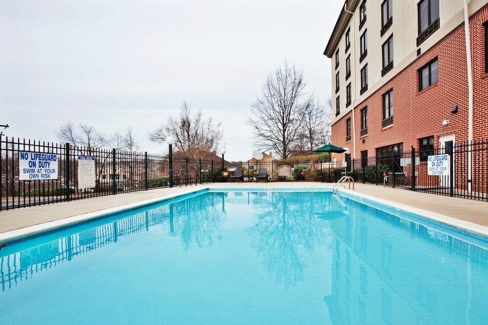 Фото Holiday Inn Express & Suites Greenville - Downtown by Ihg