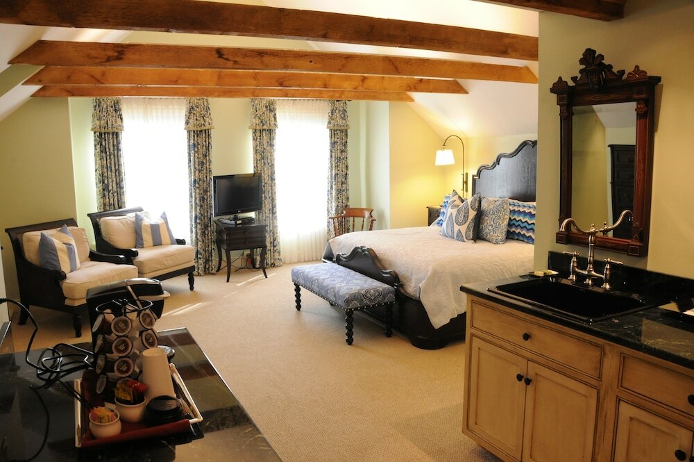 Фото The Lyme Inn