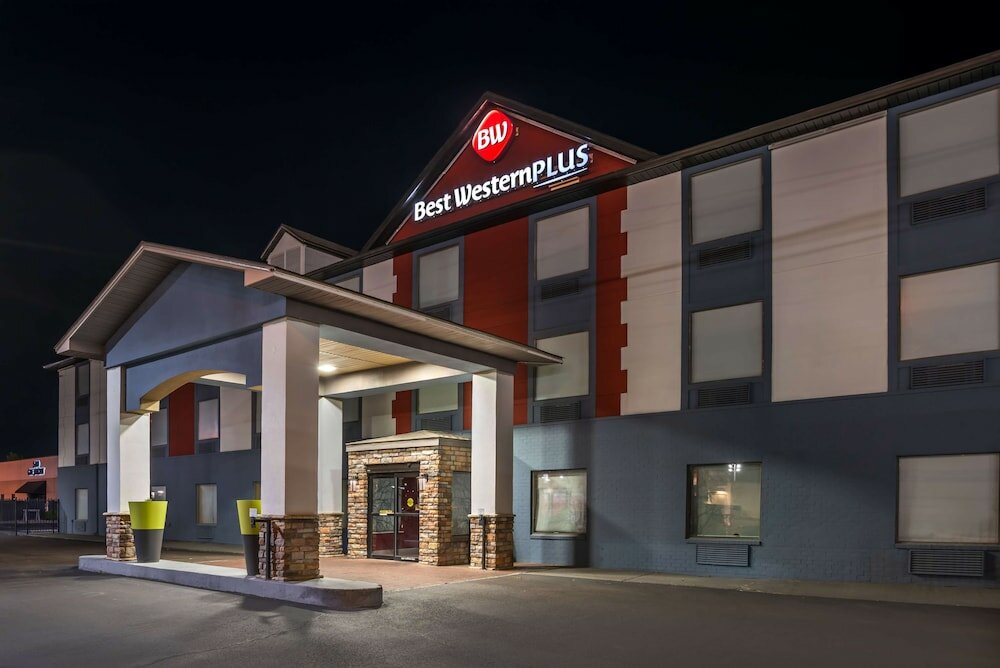 Фото Best Western Plus Jackson Downtown Colliseum