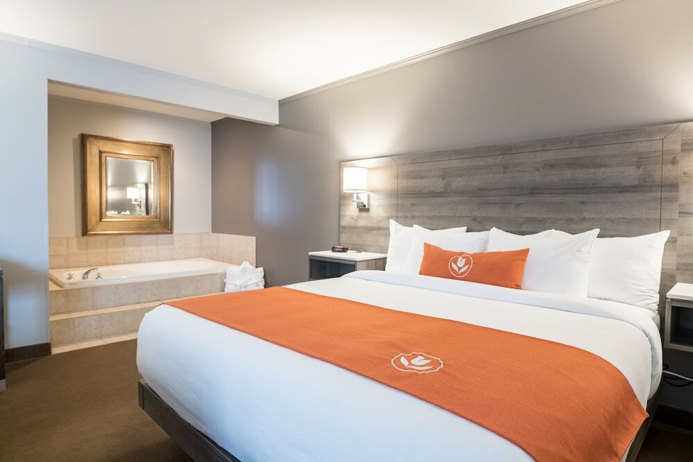 Фото Amsterdam Inn & Suites Moncton