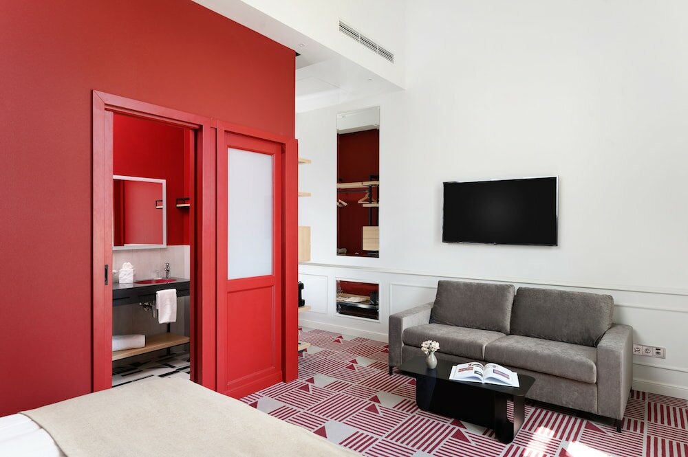 Фото Hotel Oktogon