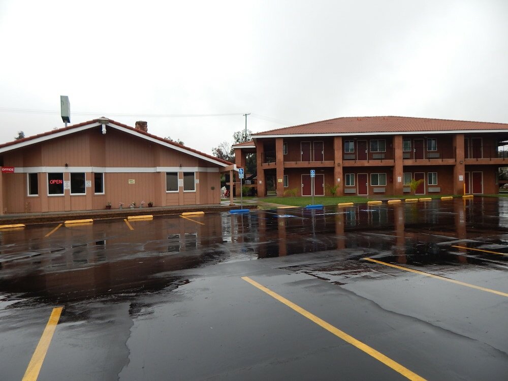 Фото Rancho California Inn