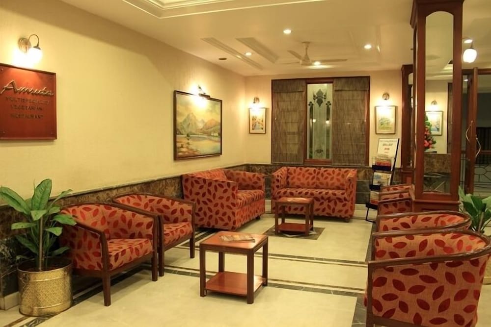 Фото Hotel Basant Residency