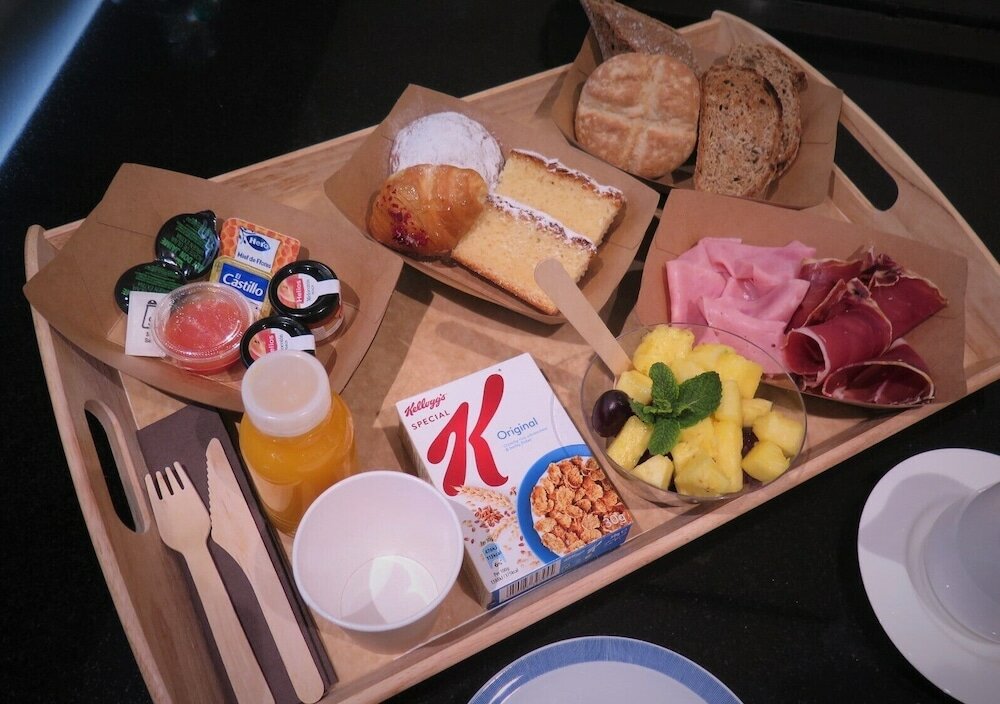 Фото Intelier Rosa