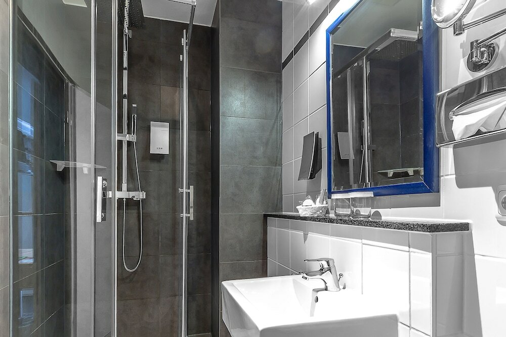 Фото Comfort Hotel Frankfurt Central Station