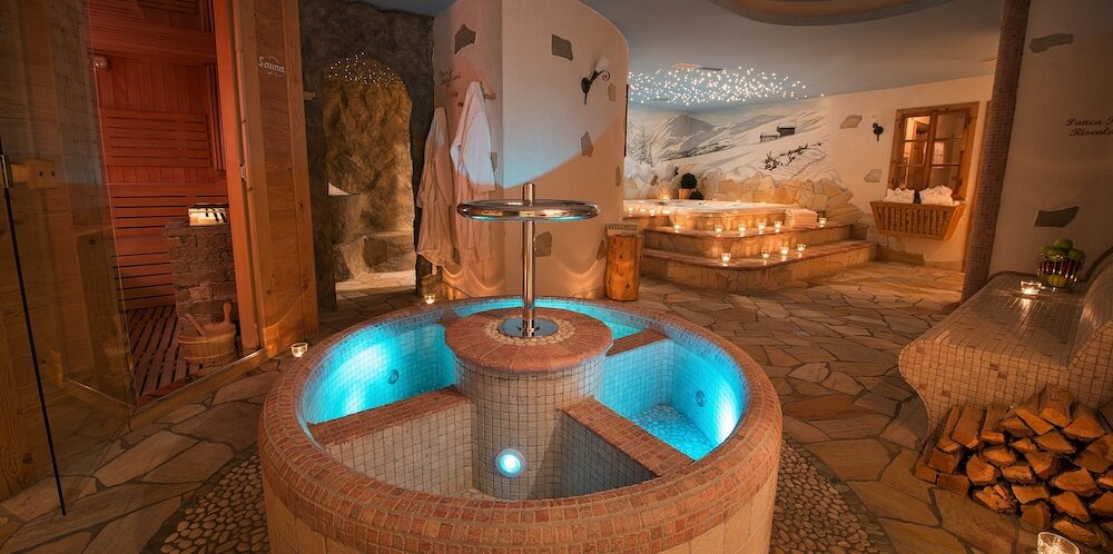 Фото Hotel Crosal