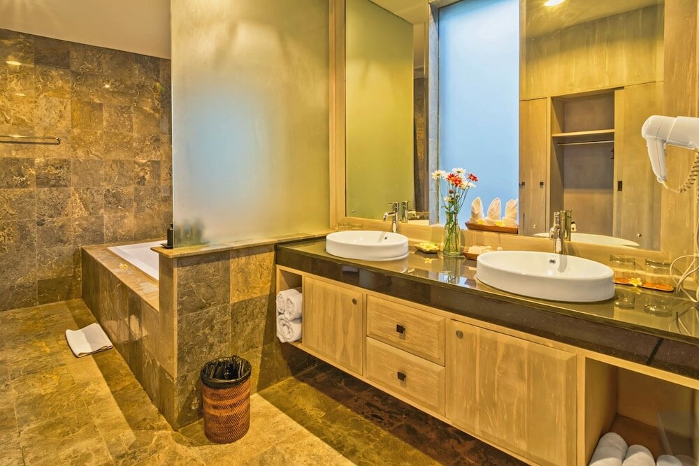 Фото Labak River Hotel by Eps