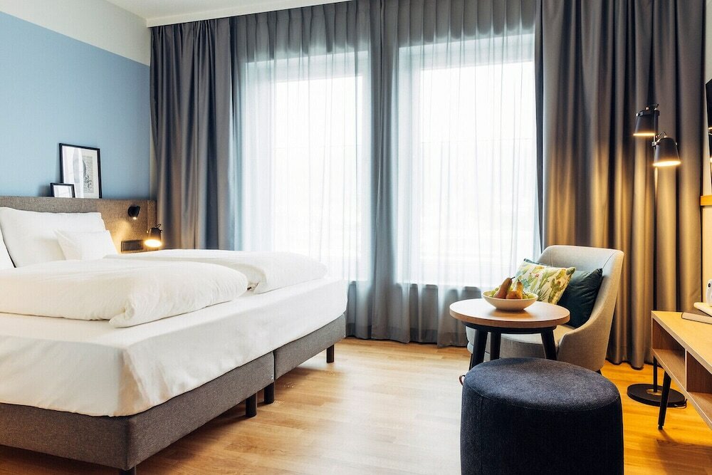 Фото отеля 2