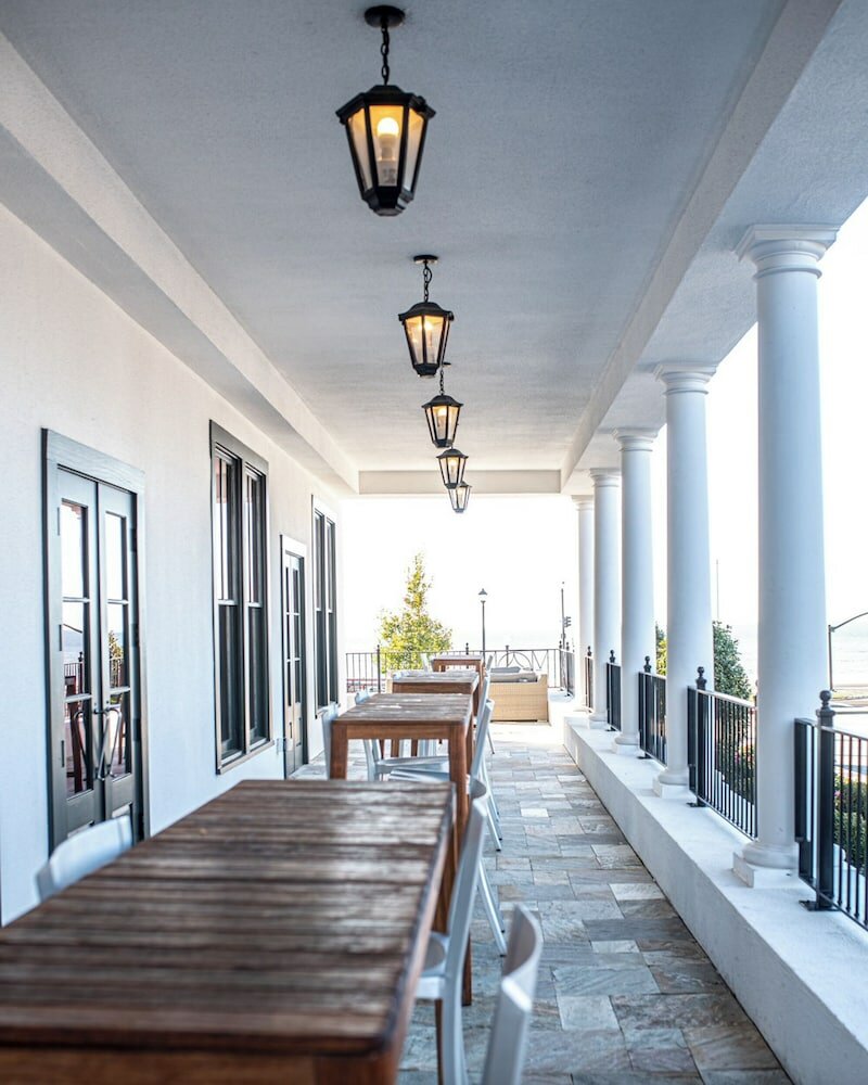 Фото White House Hotel