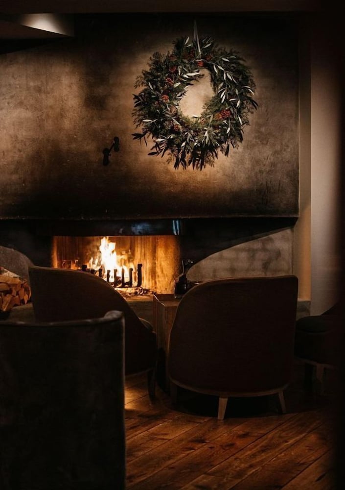 Фото Hotel Brosundet