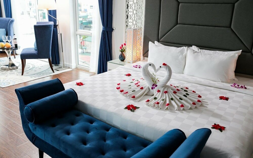 Фото Victor Metropolis Hotel & Rooftop Bar