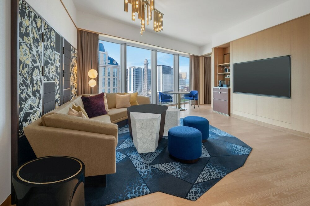 Фото Studio City Hotel