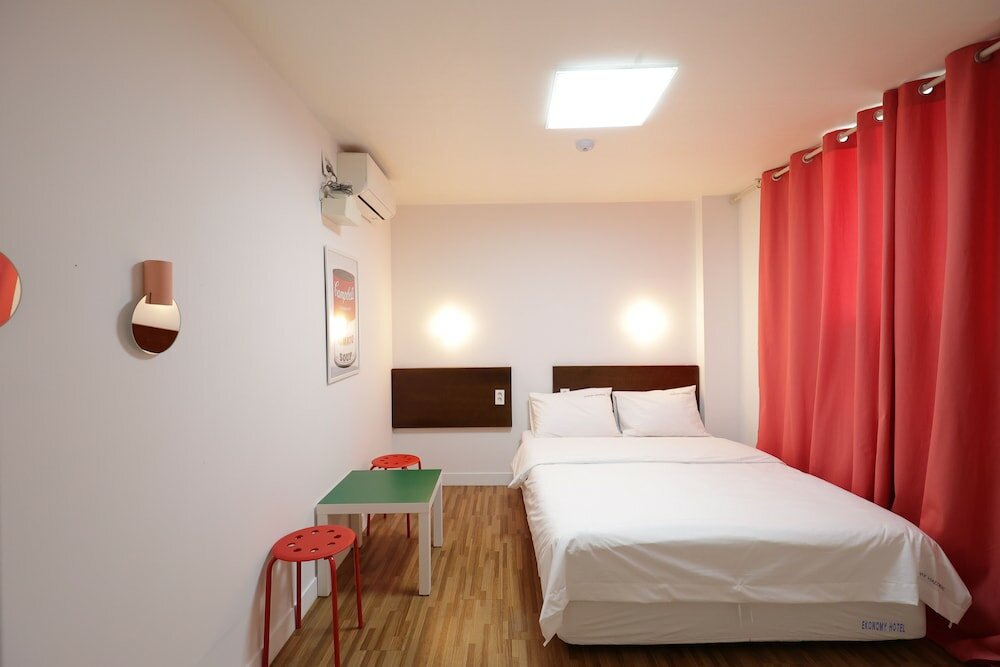 Фото Ekonomy Guesthouse Haeundae