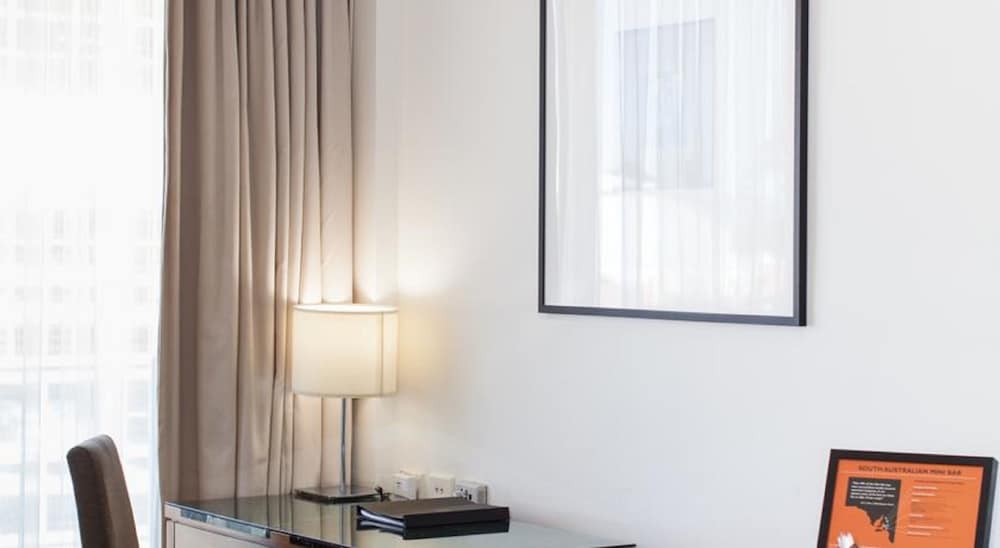 Фото Majestic Roof Garden Hotel