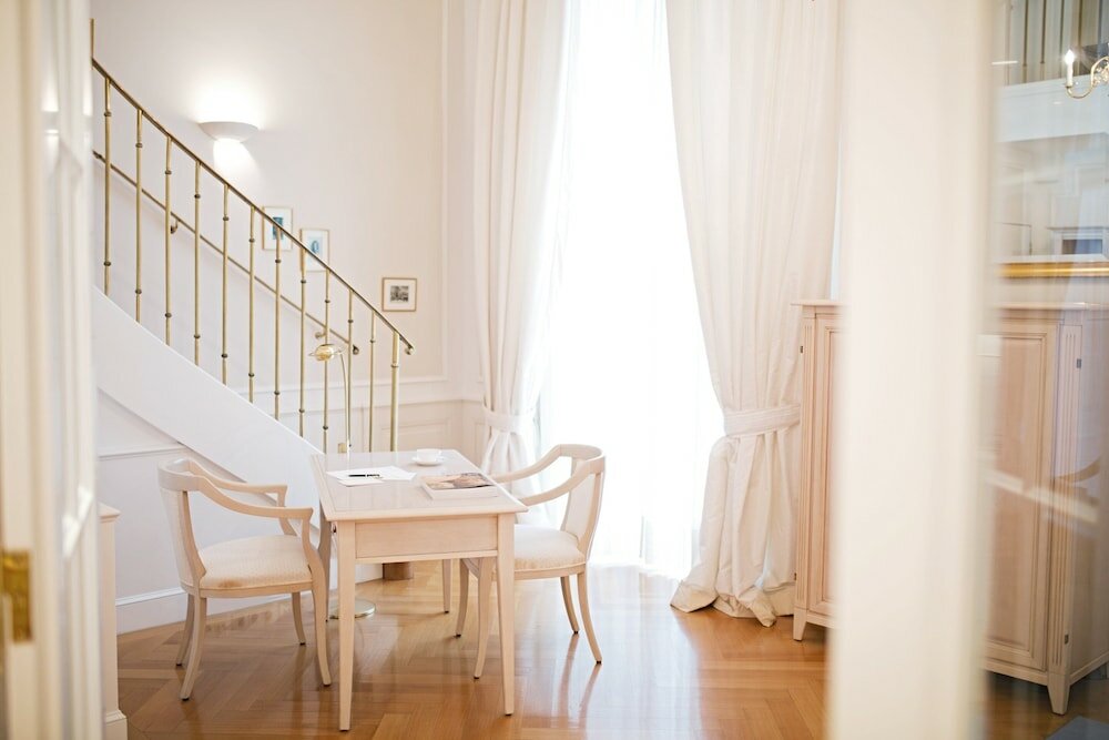 Фото Palais Coburg Residenz