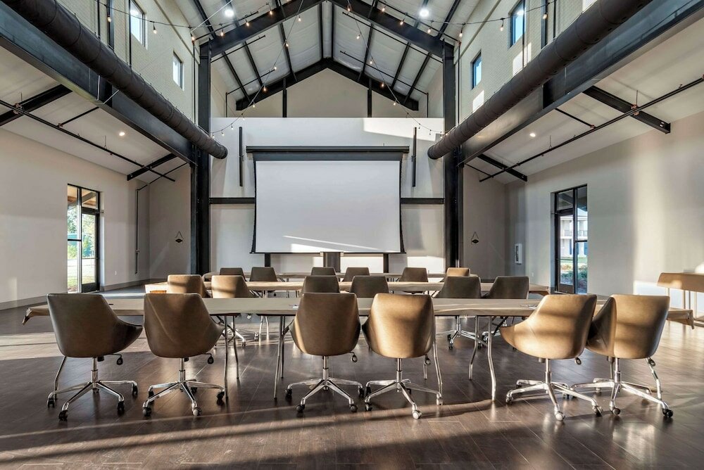 Фото Lyric Hotel West End, Ascend Hotel Collection