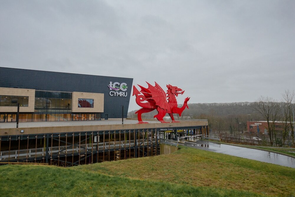 Фото Holiday Inn Newport, an Ihg Hotel