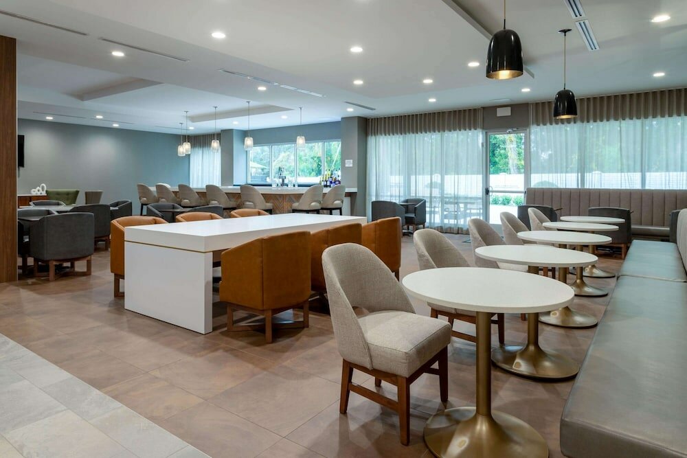 Фото Wyndham Garden Orlando Airport