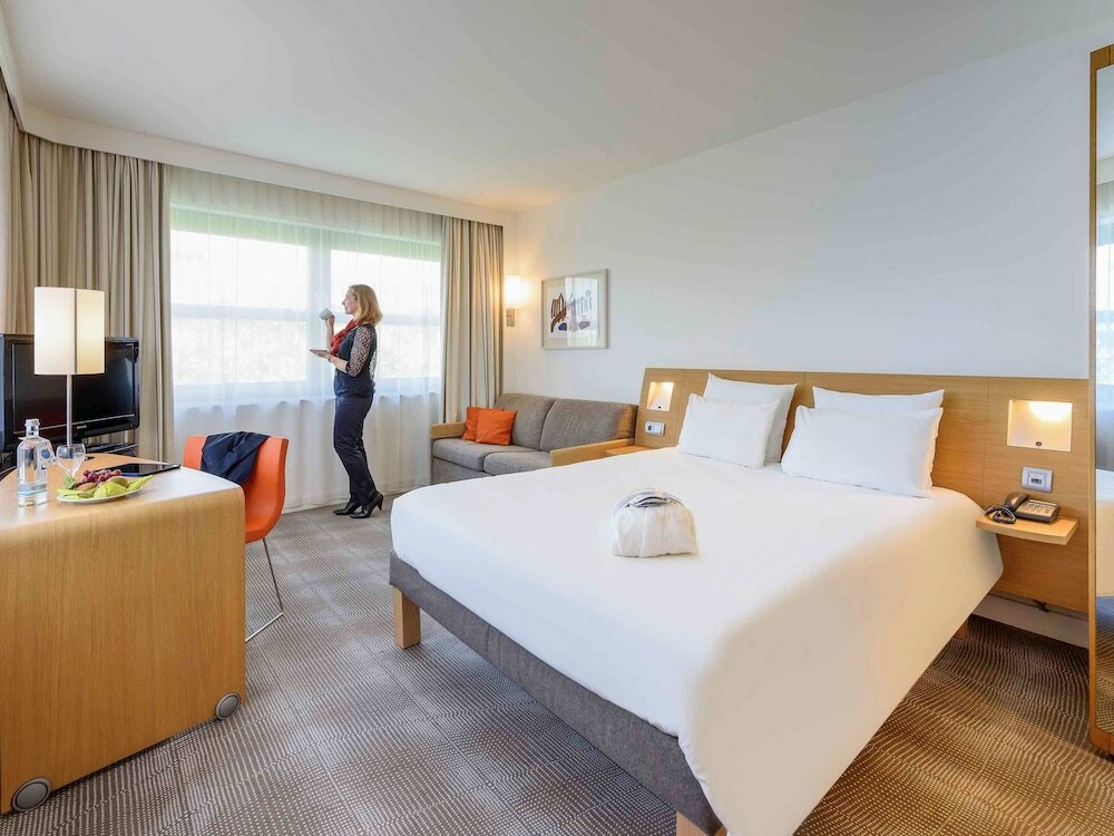 Фото Novotel Aachen City