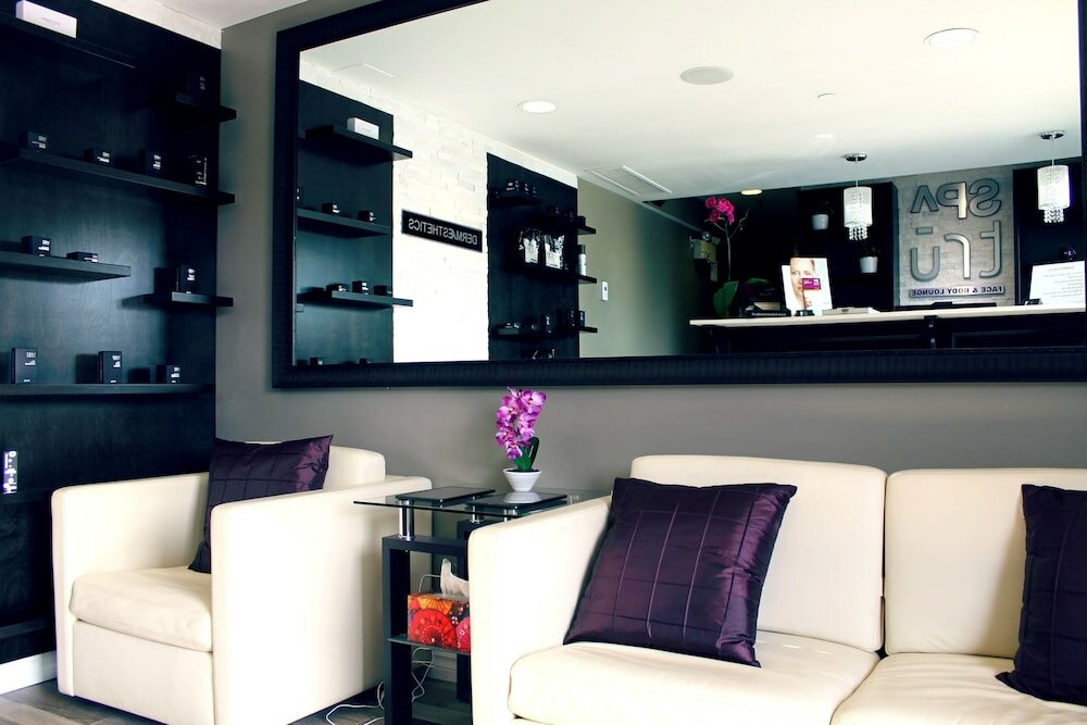 Фото Coast Hotel & Convention Centre Langley City