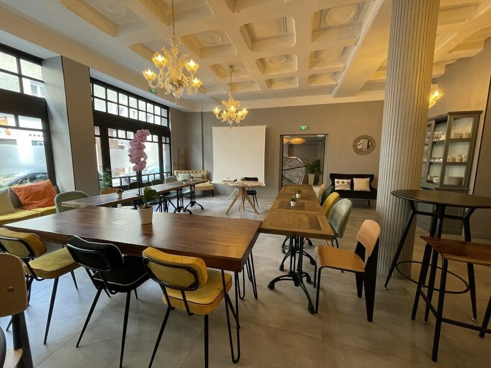 Фото Urban Jungle. Hotel Orleans