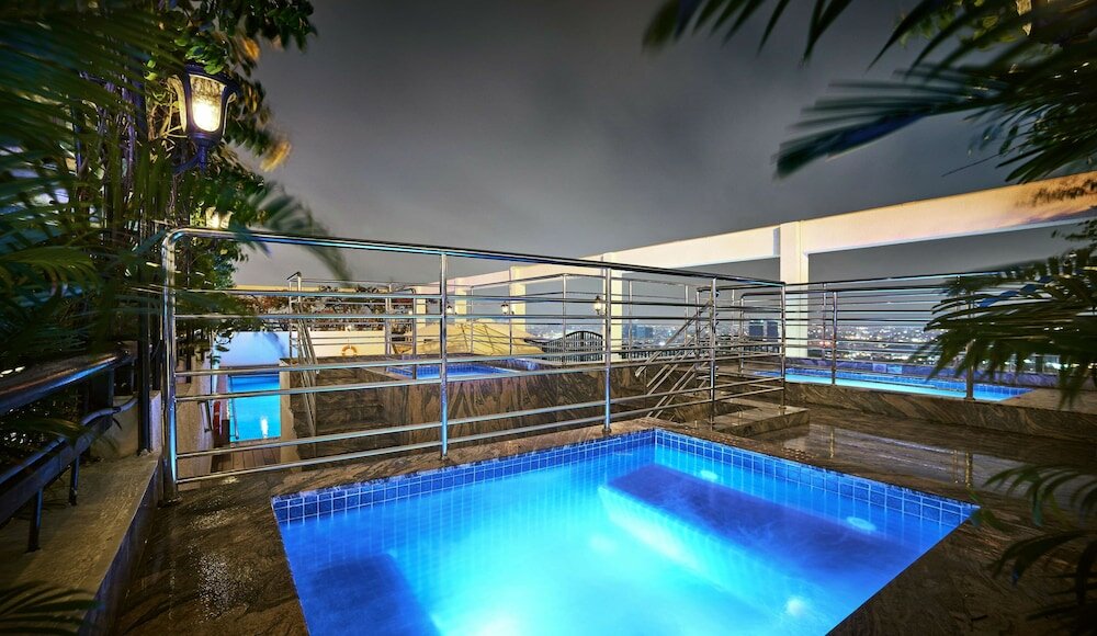 Фото Windsor Plaza Hotel