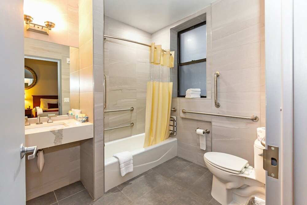 Фото Hotel St. James