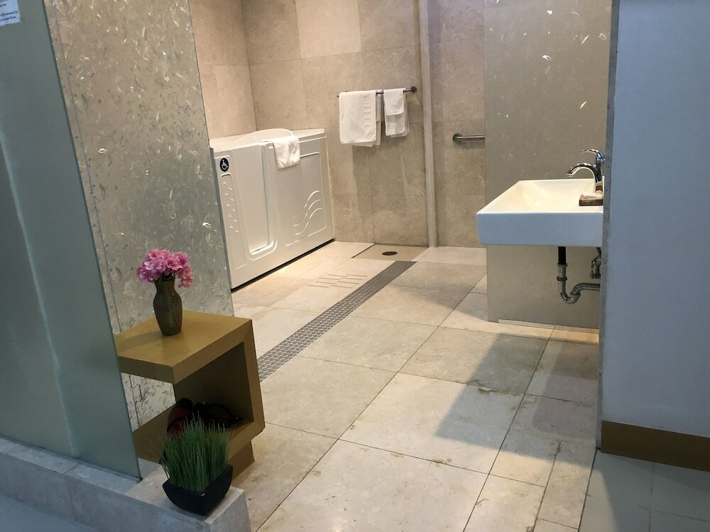 Фото The One Boutique Hotel