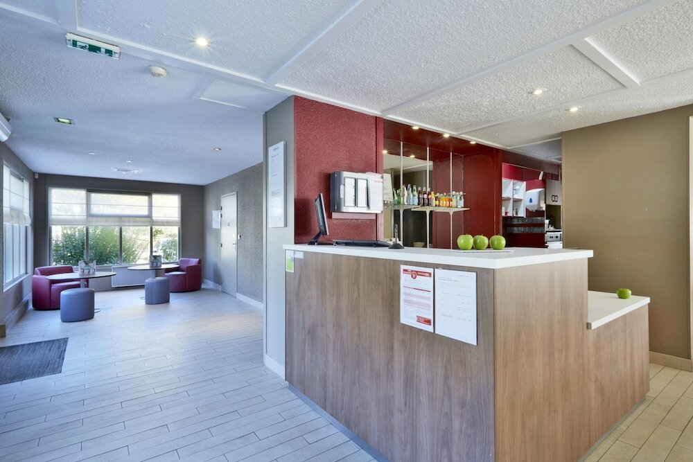 Фото Campanile Lyon Nord