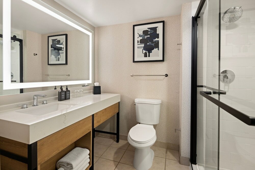 Фото Sheraton Overland Park Hotel at the Convention Center