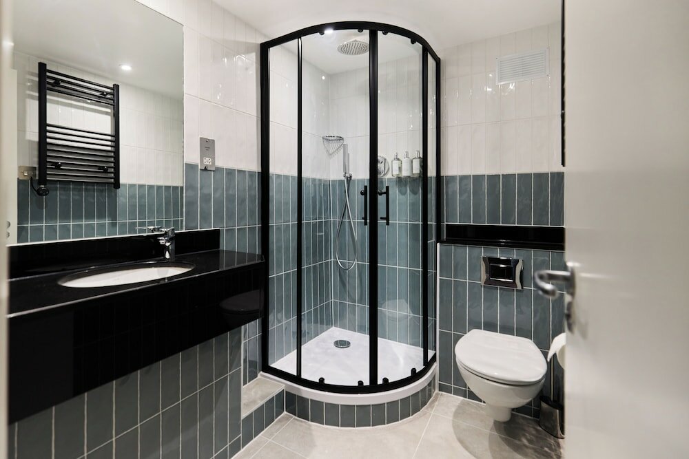 Фото Blandford Hotel