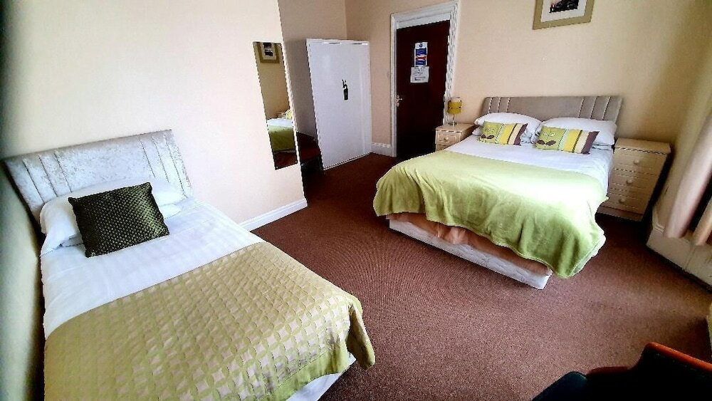 Фото Rivelyn Hotel