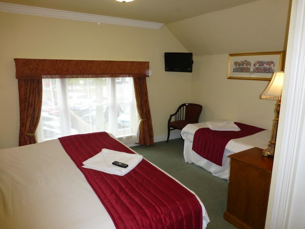 Фото The Atherstone Red Lion Hotel