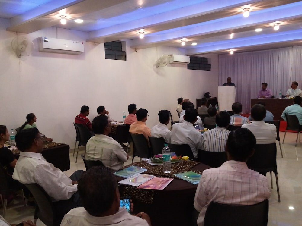 Фото Hotel Gulmohar Pride