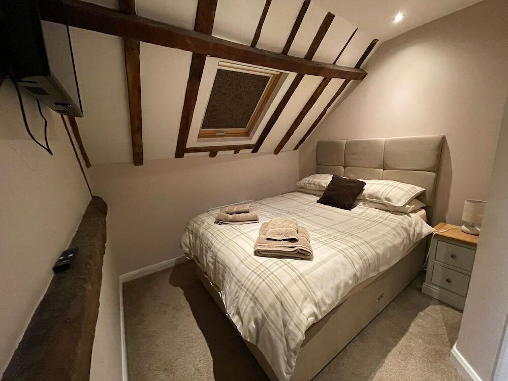 Фото The Lower Bell