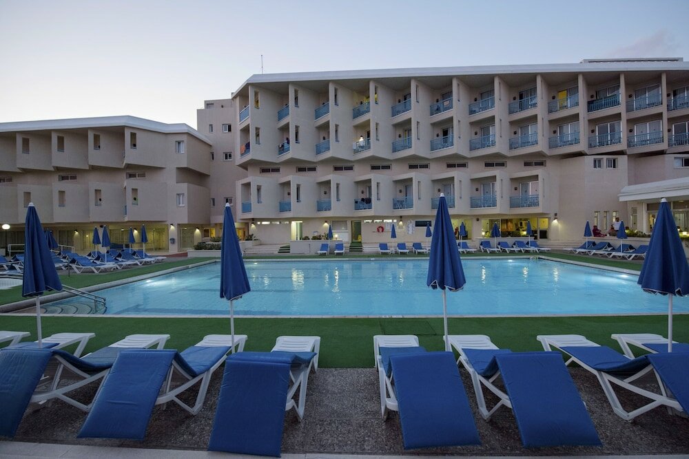 Фото Kissos Hotel