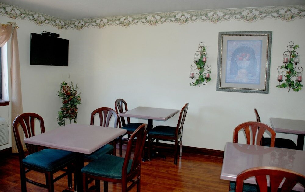 Фото Days Inn by Wyndham Dyersburg