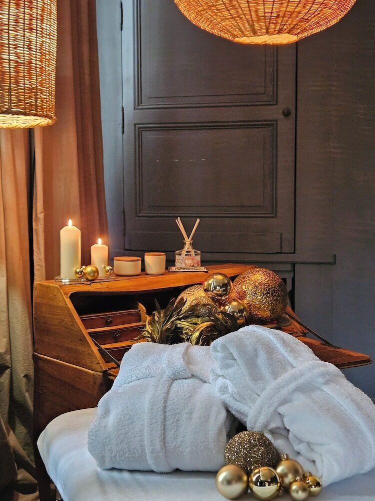 Фото La Divine Comédie - Demeure Privée & SPA