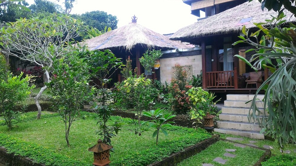 Фото Astawa House